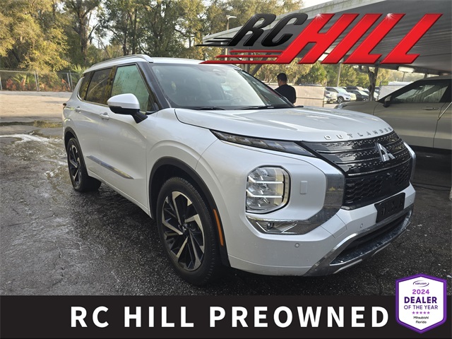 2023 Mitsubishi Outlander SE