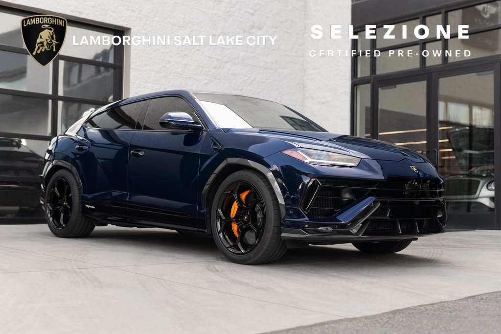 /2024 Lamborghini Urus