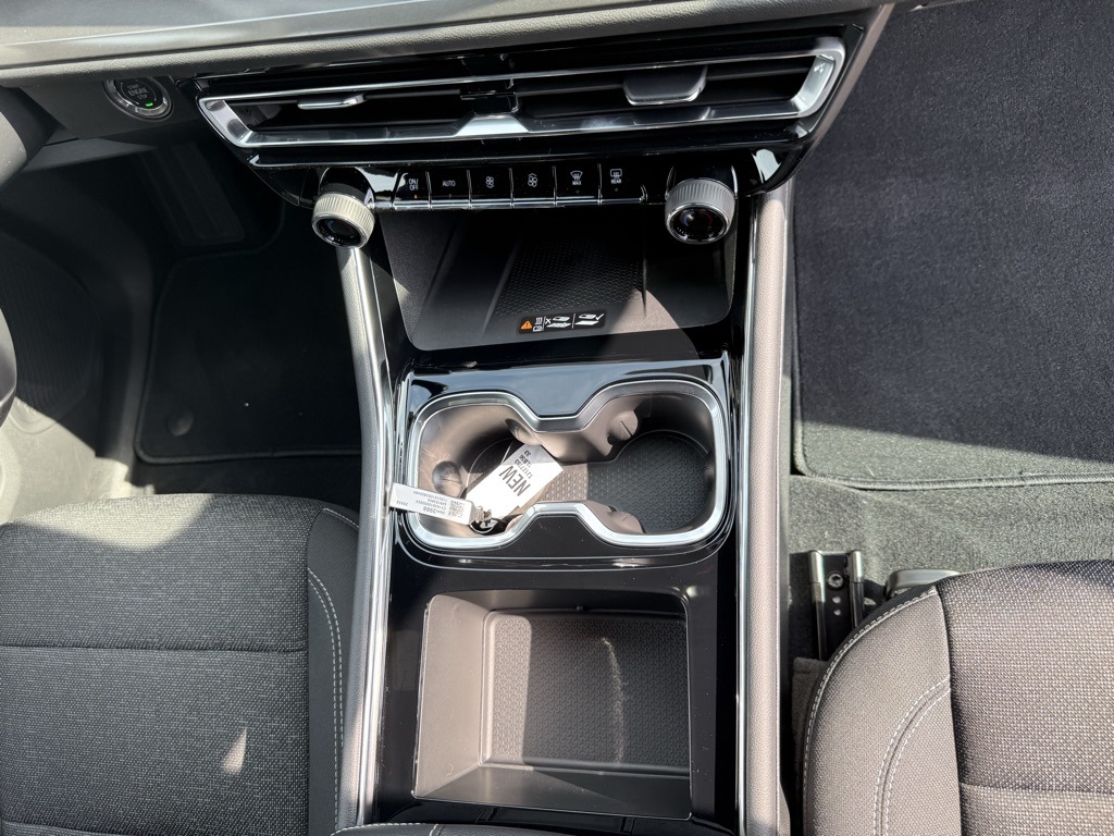 2026 Chevrolet Traverse LT White at Classic Elite Chevrolet Sugar Land