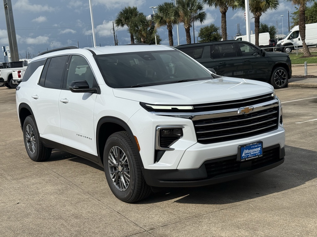 2026 Chevrolet Traverse LT White at Classic Elite Chevrolet Sugar Land