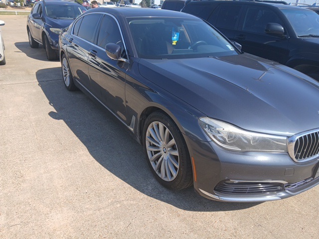 2016 BMW 7 Series 740i RWD