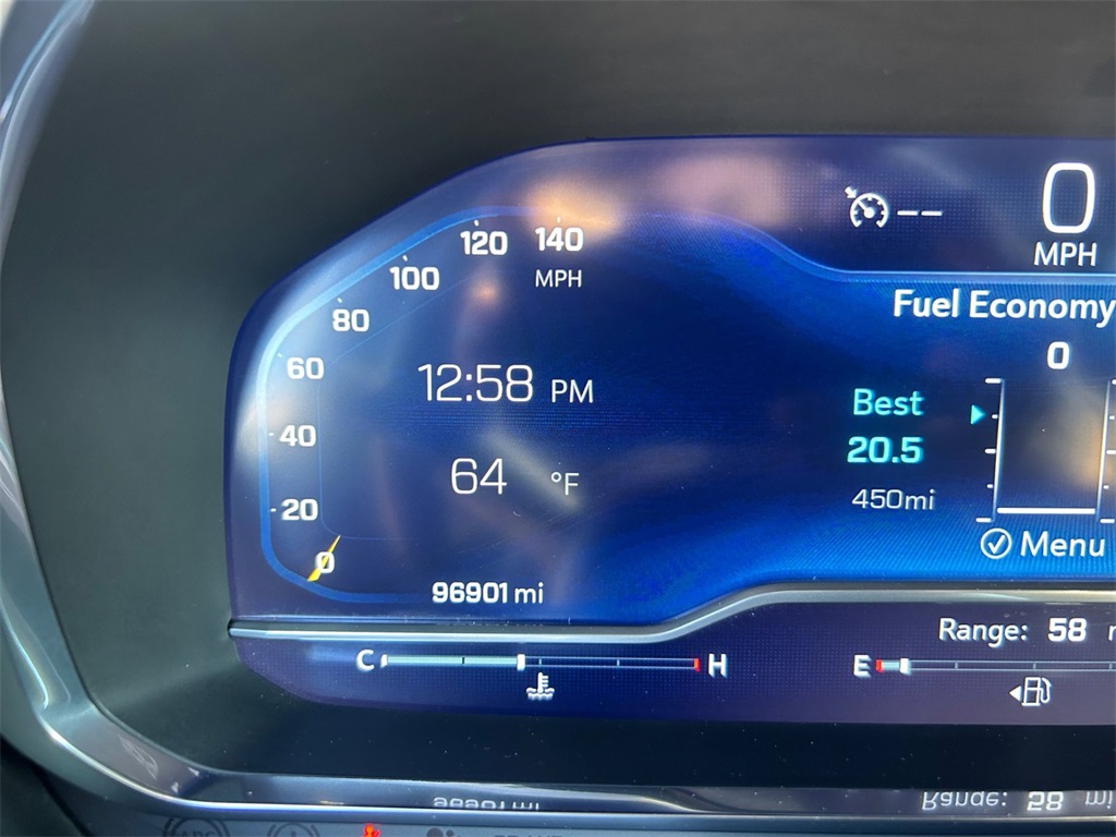 Used Car 2022 Chevrolet Suburban  Premier For Sale Under $40,000 In Floresville, Texas