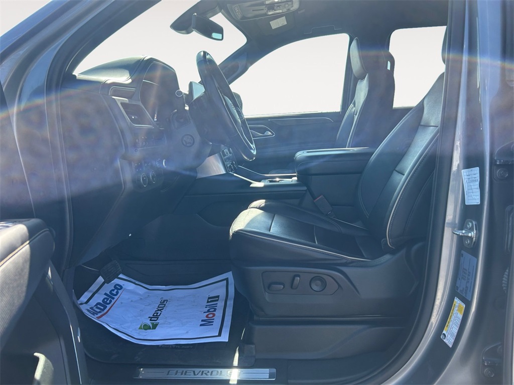 Used Car 2022 Chevrolet Suburban  Premier For Sale Under $40,000 In Floresville, Texas