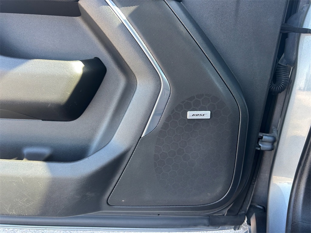 Used Car 2022 Chevrolet Suburban  Premier For Sale Under $40,000 In Floresville, Texas