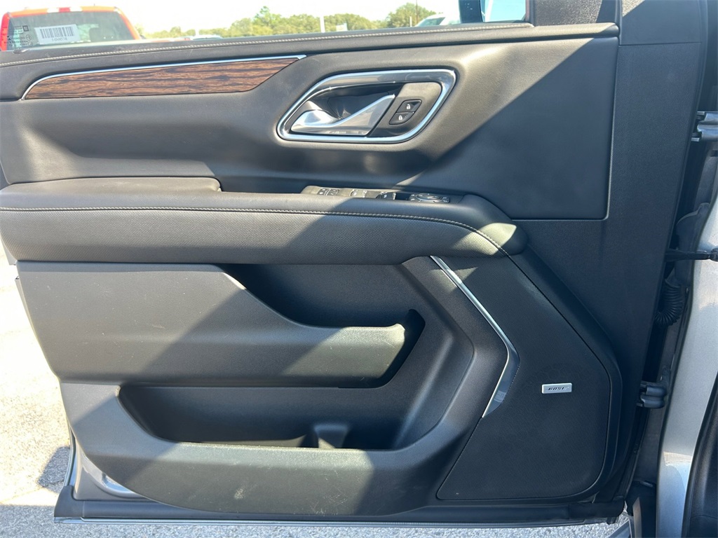 Used Car 2022 Chevrolet Suburban  Premier For Sale Under $40,000 In Floresville, Texas