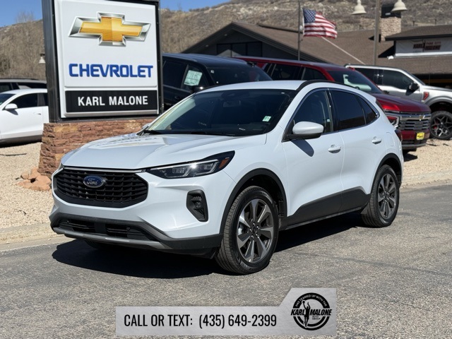 2025 Ford Escape Platinum AWD