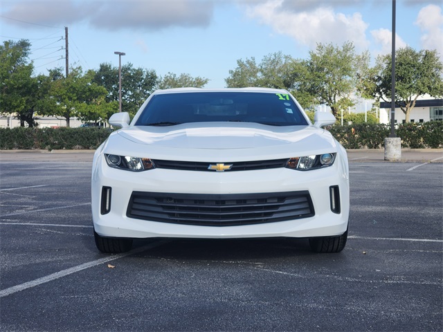 2017 Chevrolet Camaro 2LT photo 2