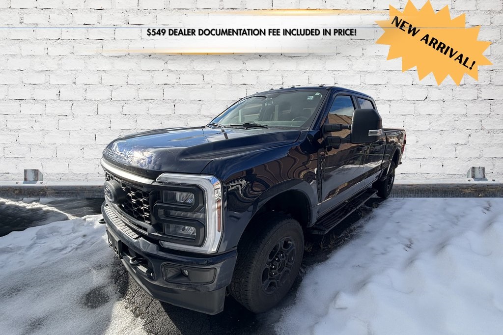 2024 Ford F-350 Super Duty XL's photo