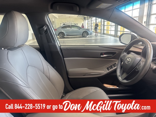 2021 Toyota Avalon XLE Brown at Ultimate Motorsports