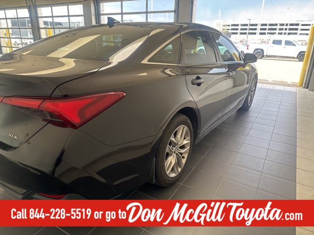 2021 Toyota Avalon XLE Brown at Ultimate Motorsports
