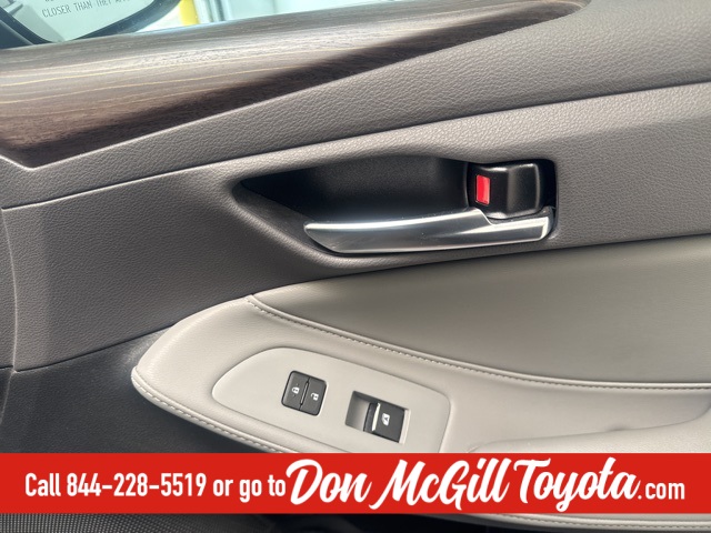 2021 Toyota Avalon XLE Brown at Ultimate Motorsports