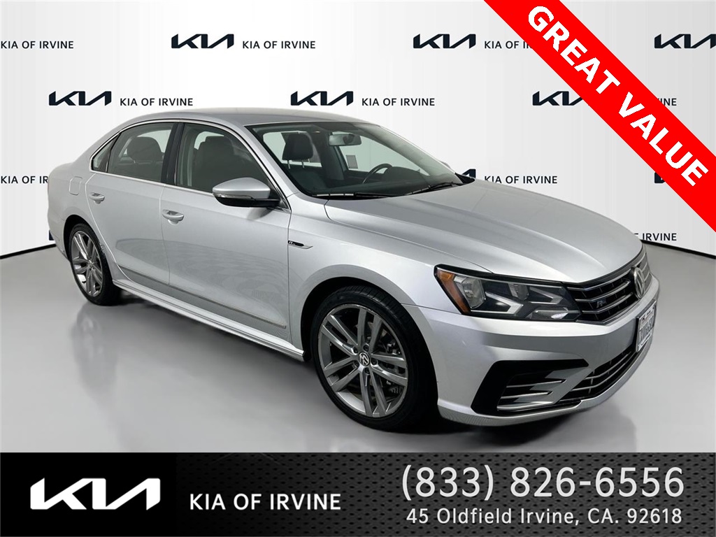 2017 Volkswagen Passat R-Line