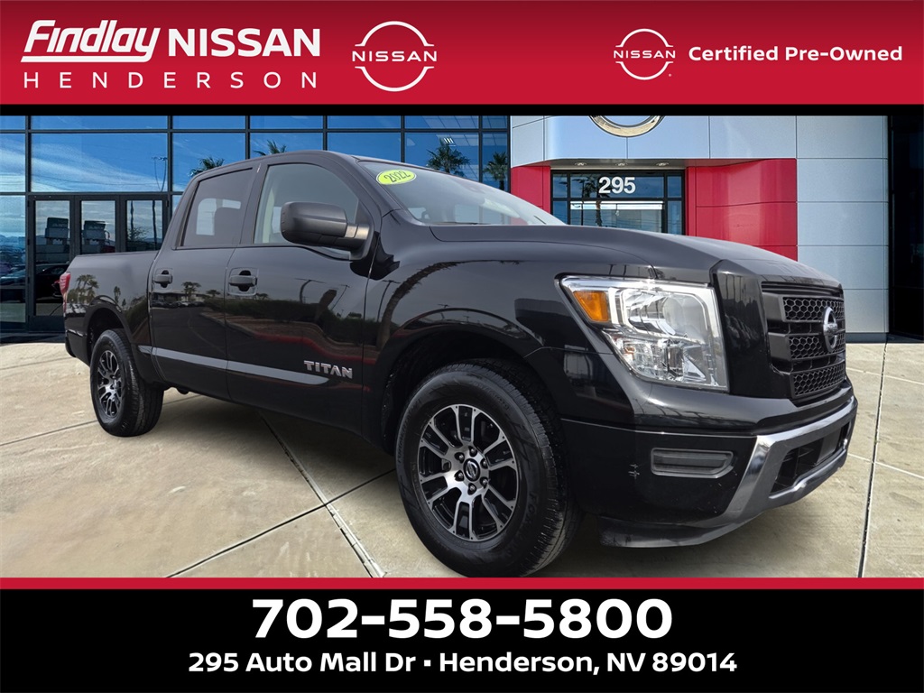 2022 Nissan Titan SV