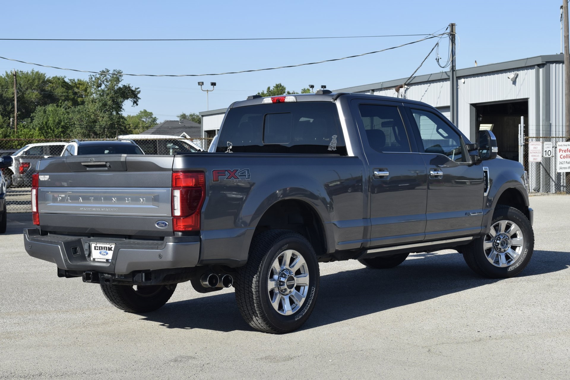 2021 Ford F-250SD Platinum Gray at Autostrade