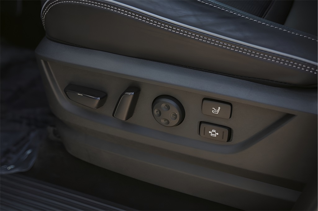 Used Car 2025 Infiniti Qx80  Autograph For Sale Under $100,000 In Austin, Texas
