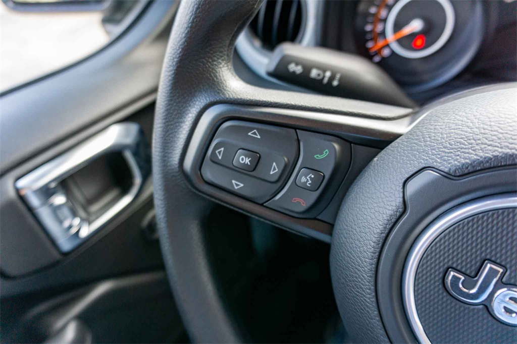 New Car 2025 Jeep Gladiator  Sport For Sale Under $40,000 In San Marcos, Texas
