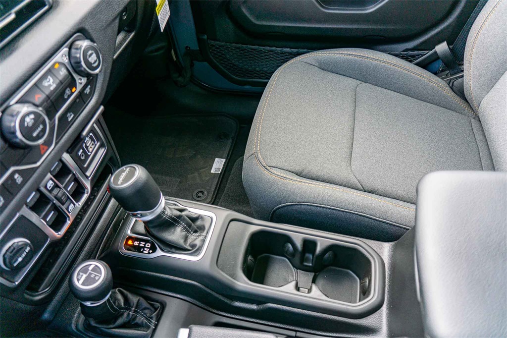 New Car 2025 Jeep Gladiator  Sport For Sale Under $40,000 In San Marcos, Texas