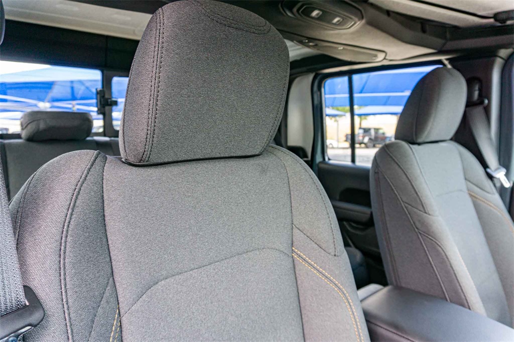 New Car 2025 Jeep Gladiator  Sport For Sale Under $40,000 In San Marcos, Texas