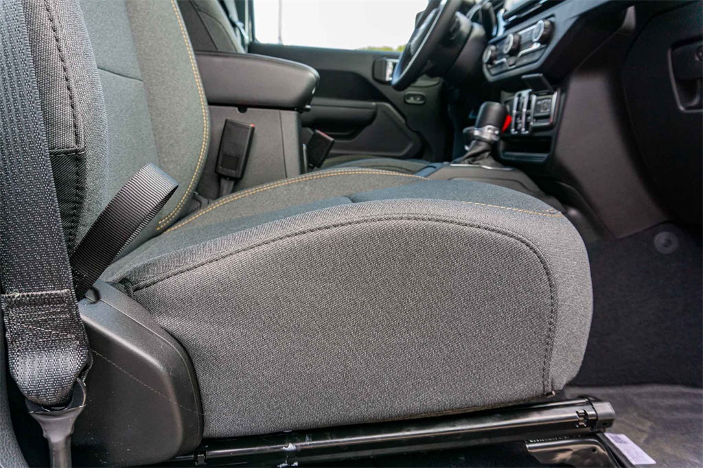 New Car 2025 Jeep Gladiator  Sport For Sale Under $40,000 In San Marcos, Texas