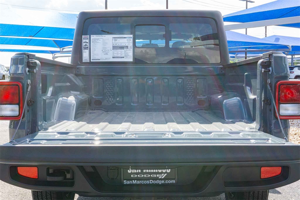 New Car 2025 Jeep Gladiator  Sport For Sale Under $40,000 In San Marcos, Texas