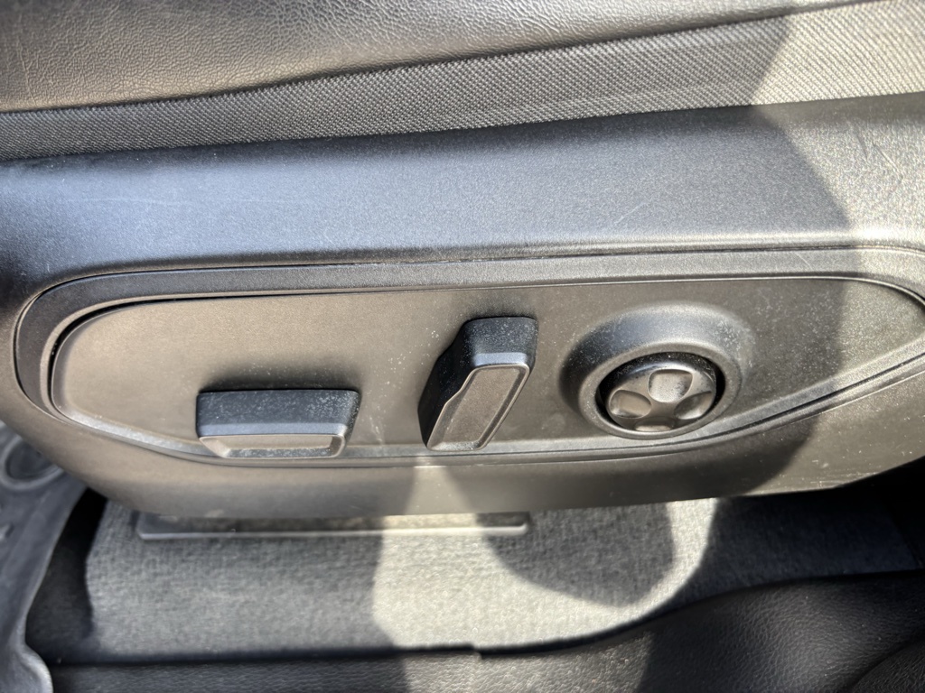 Used Car 2023 Jeep Grand Cherokee L  Overland For Sale Under $35,000 In Austin, Texas