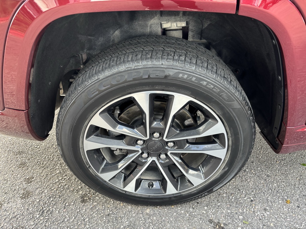 Used Car 2023 Jeep Grand Cherokee L  Overland For Sale Under $35,000 In Austin, Texas