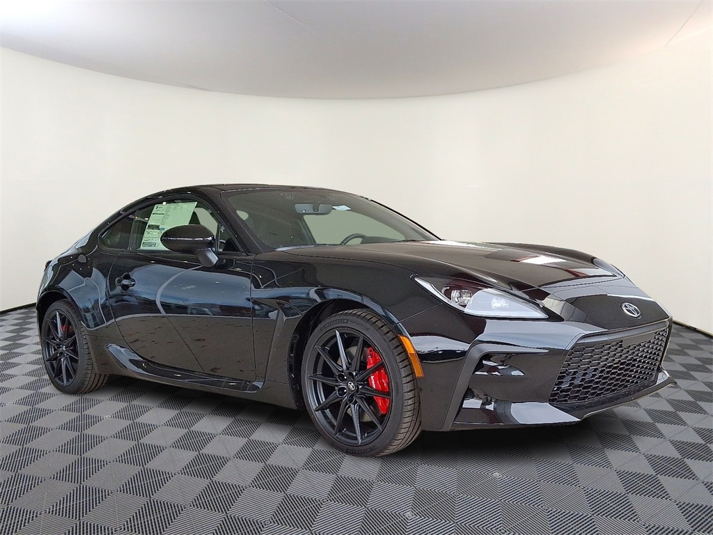 2025 Toyota GR86 Premium RWD