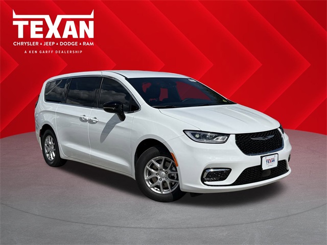 2026 Chrysler Pacifica Select White at River Oaks CDJR