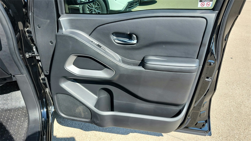 2025 Nissan Frontier