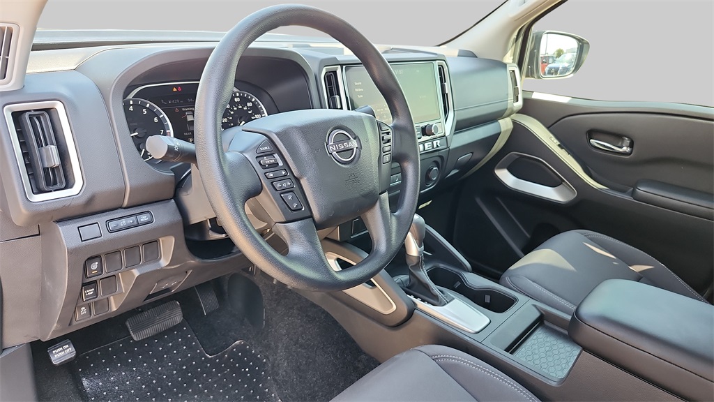 2025 Nissan Frontier