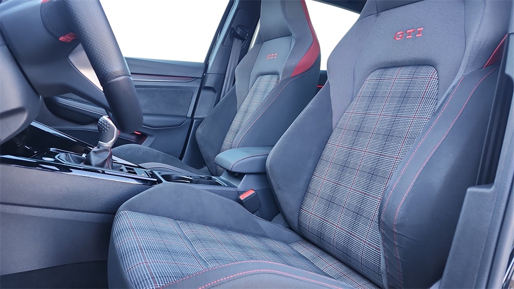 2024 Volkswagen Golf GTI