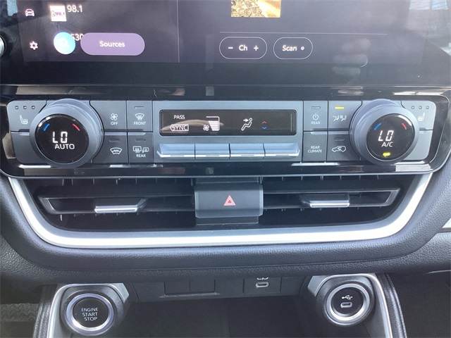 Used Car 2024 Toyota Grand Highlander  Xle For Sale Under $40,000 In San Antonio, Texas