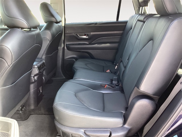 Used Car 2024 Toyota Grand Highlander  Xle For Sale Under $40,000 In San Antonio, Texas