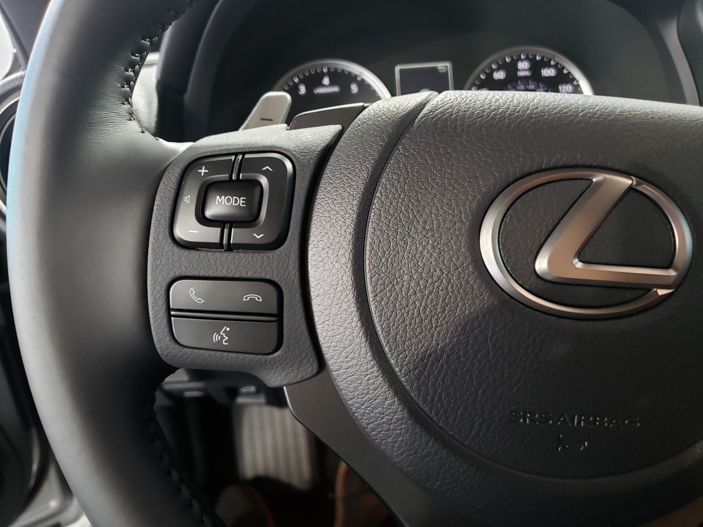 Thumbnail: 2025 Lexus IS - 16