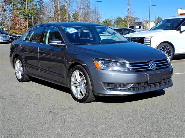 2014 Volkswagen Passat SE 1.8