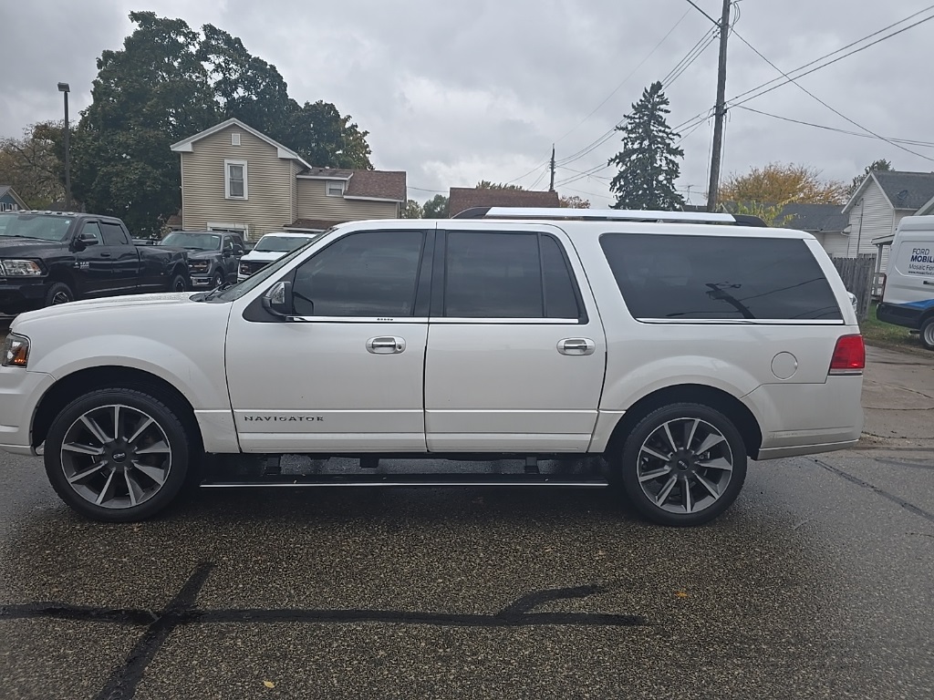 2017 Lincoln Navigator L