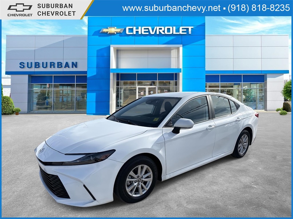 2025 Toyota Camry LE FWD