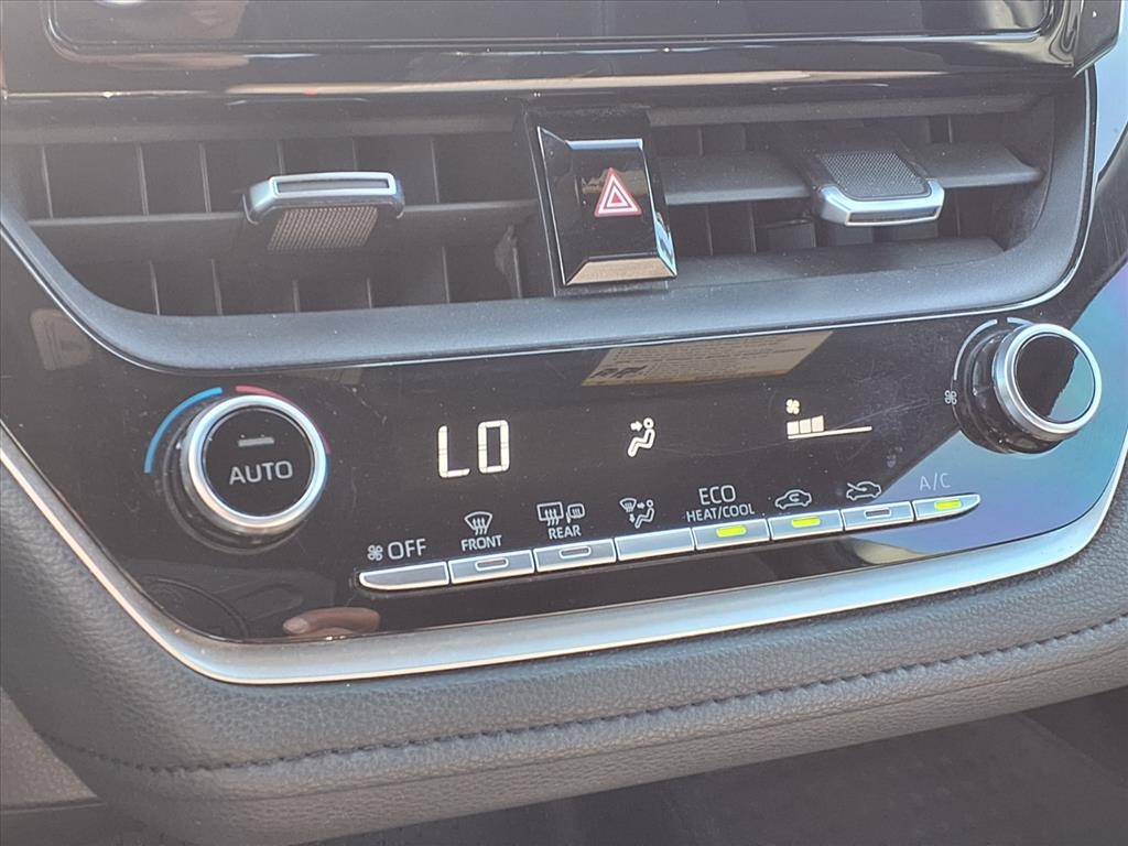 2020 Toyota Corolla SE White at DeMontrond Mazda