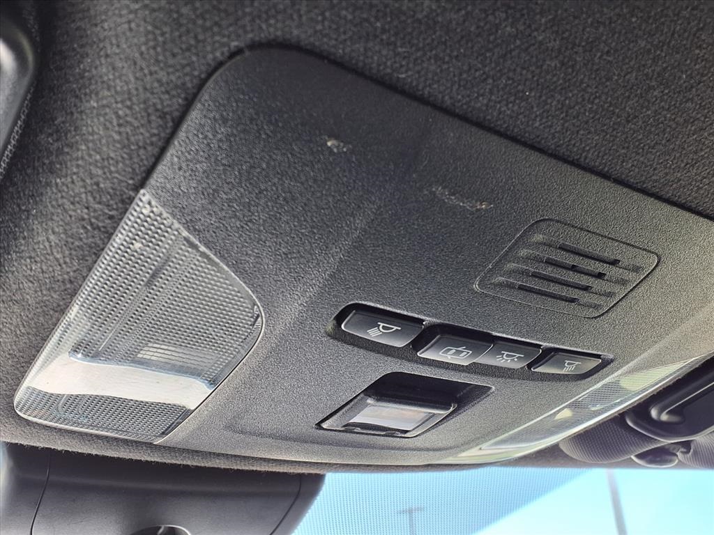 2020 Toyota Corolla SE White at DeMontrond Mazda