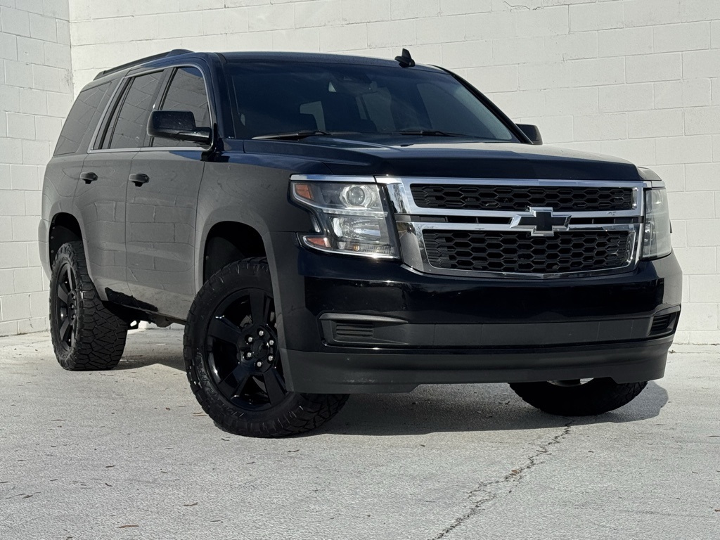 2020 Chevrolet Tahoe LT photo 2
