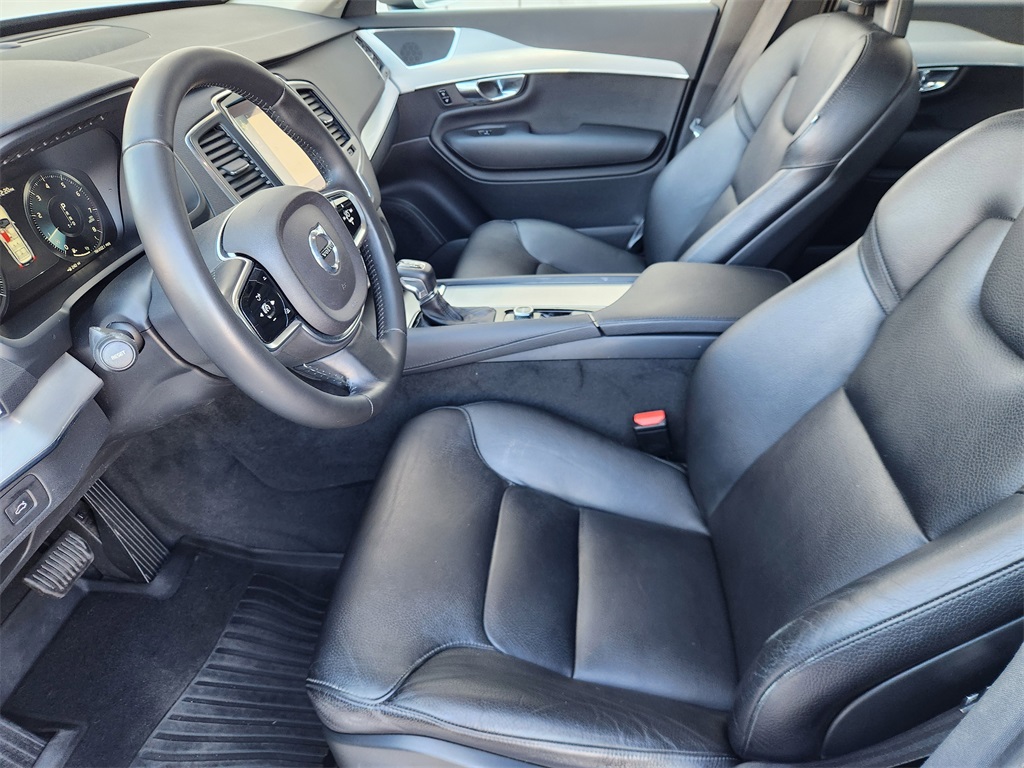 2017 Volvo XC90 T6 Momentum White at Classic Elite Chevrolet Hwy 6