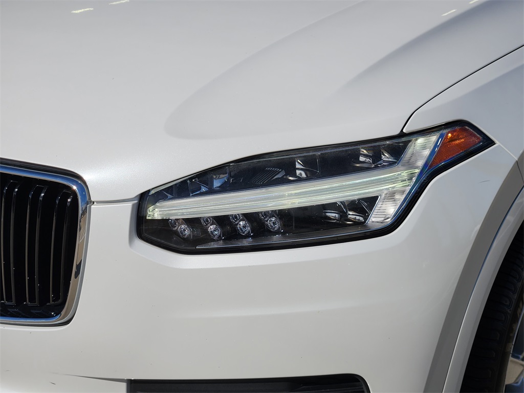 2017 Volvo XC90 T6 Momentum White at Classic Elite Chevrolet Hwy 6