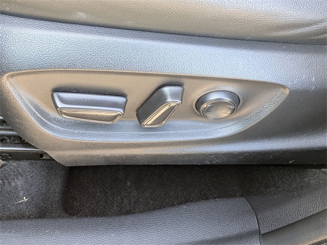 2023 Toyota Corolla Cross XLE Black at Davis Toyota of Orangeburg