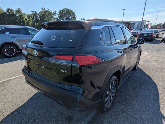 2023 Toyota Corolla Cross XLE - 2