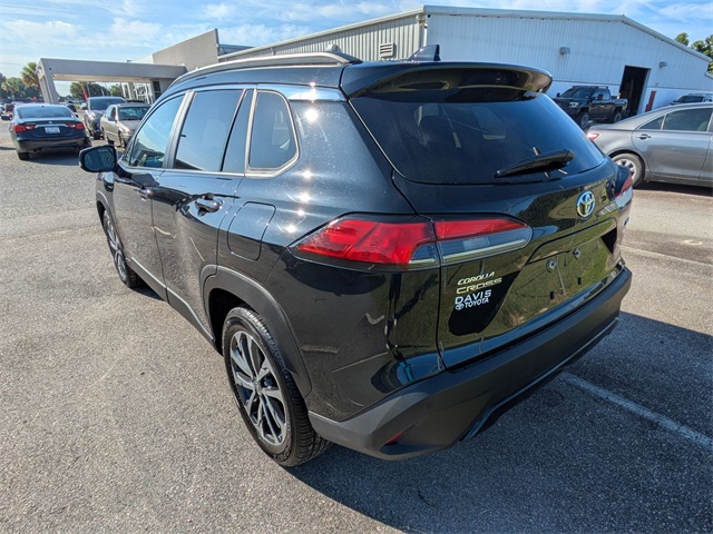 2023 Toyota Corolla Cross XLE - 4