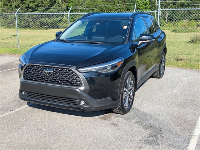 2023 Toyota Corolla Cross XLE - 6