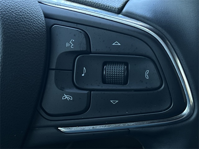 2025 Buick Envista Sport Touring White at Big Star Buick GMC