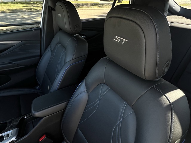 2025 Buick Envista Sport Touring White at Big Star Buick GMC