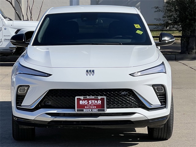 2025 Buick Envista Sport Touring White at Big Star Buick GMC