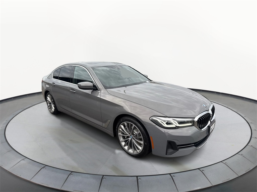 2022 BMW 5 Series 530i RWD